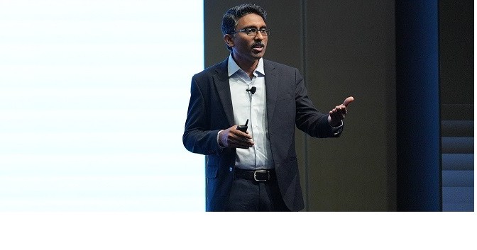 Zoho integrates AI and Machine Learning capabilities into Business Intelligence Platform