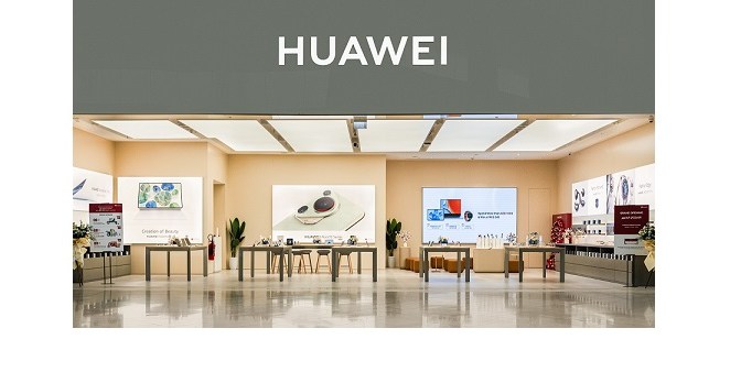 Huawei Opens new Experience Stores including Yas Mall Abu Dhabi with Exclusive Offers