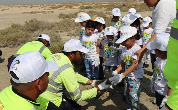 Emirates Environmental Group and Umm Al Quwain Municipality Join Forces for a Landmark Earth Day Mangrove Planting at Mangrove Beach, UAQ