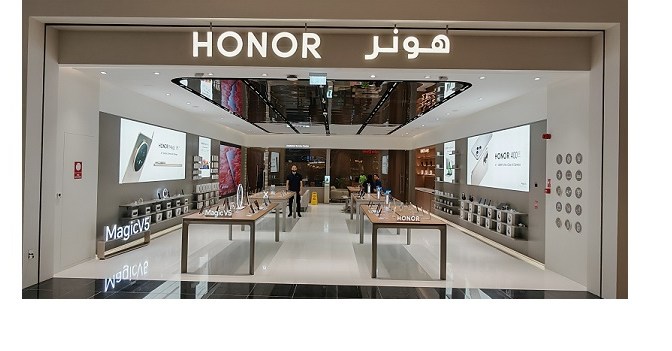 HONOR Opens New Experience Store at Al Reem Mall, Abu Dhabi with Grand Opening Celebration on August 29th 
