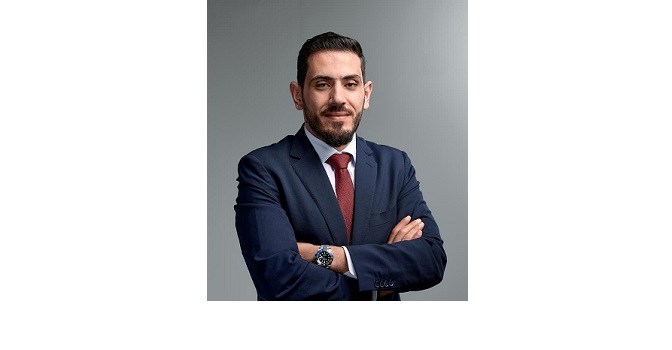 طبول التوتر تُسكت الأرقام الاقتصادية.. والذهب “بطل المسرح” بلا منازع